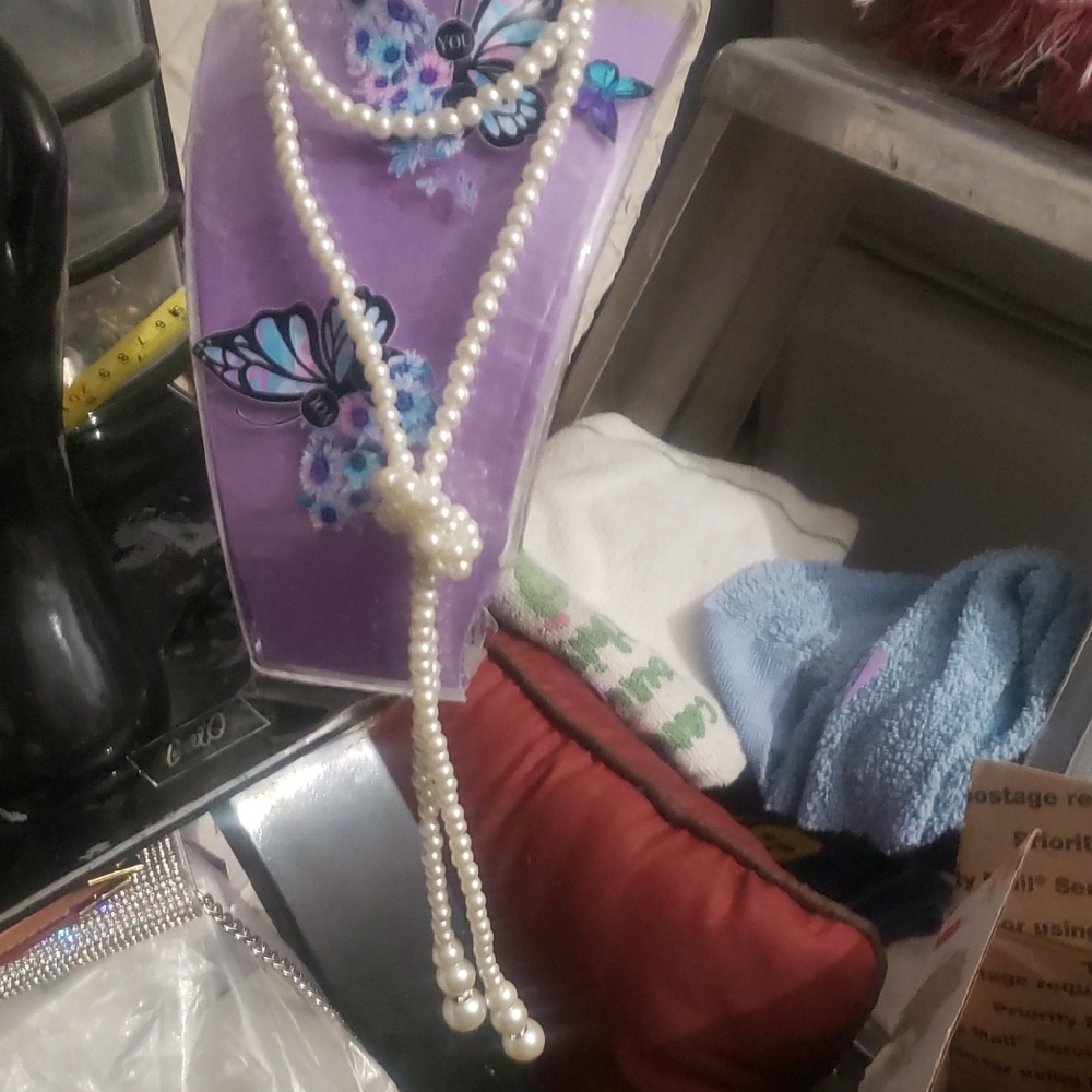 Elegant FoaxPearl Necklace